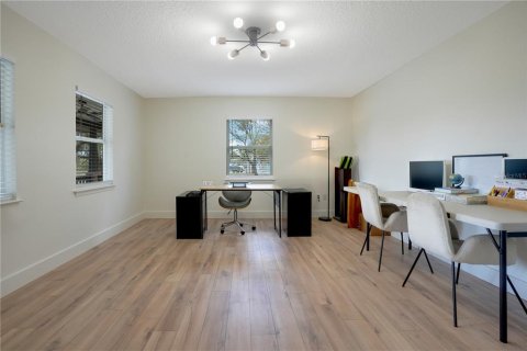 House in Sarasota, Florida 4 bedrooms, 284.1 sq.m. № 1560930 - photo 20