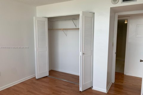 Copropriété à louer à Miami, Floride: 2 chambres, 113.53 m2 № 1956686 - photo 21