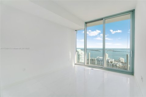 Condominio en venta en Miami, Florida, 5 dormitorios, 359.53 m2 № 1962499 - foto 27