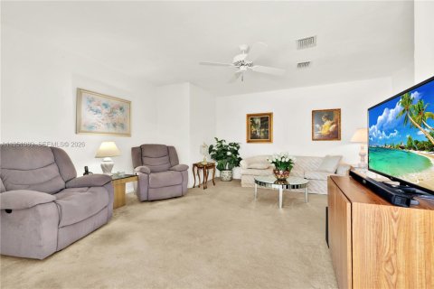 Купить виллу или дом в Майами, Флорида 4 спальни, 176.98м2, № 2006526 - фото 21