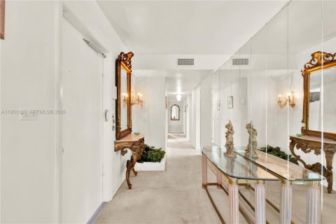 Купить виллу или дом в Майами, Флорида 4 спальни, 176.98м2, № 2006526 - фото 14