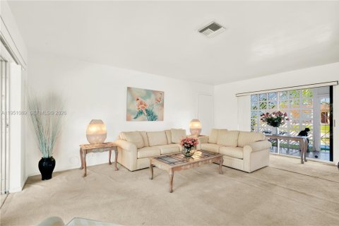 Купить виллу или дом в Майами, Флорида 4 спальни, 176.98м2, № 2006526 - фото 18