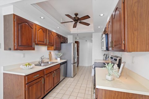 Copropriété à vendre à Pompano Beach, Floride: 3 chambres, 218.32 m2 № 2399807 - photo 9