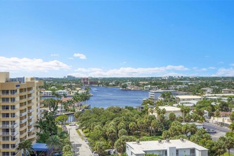 Copropriété à vendre à Pompano Beach, Floride: 3 chambres, 218.32 m2 № 2399807 - photo 2