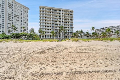Copropriété à vendre à Pompano Beach, Floride: 3 chambres, 218.32 m2 № 2399807 - photo 30
