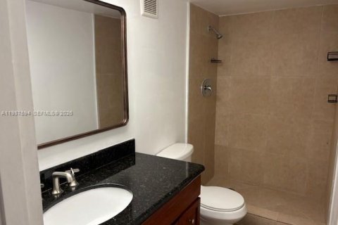 Снять в аренду кондоминиум в Майами, Флорида 2 спальни, 69.68м2, № 2048938 - фото 14
