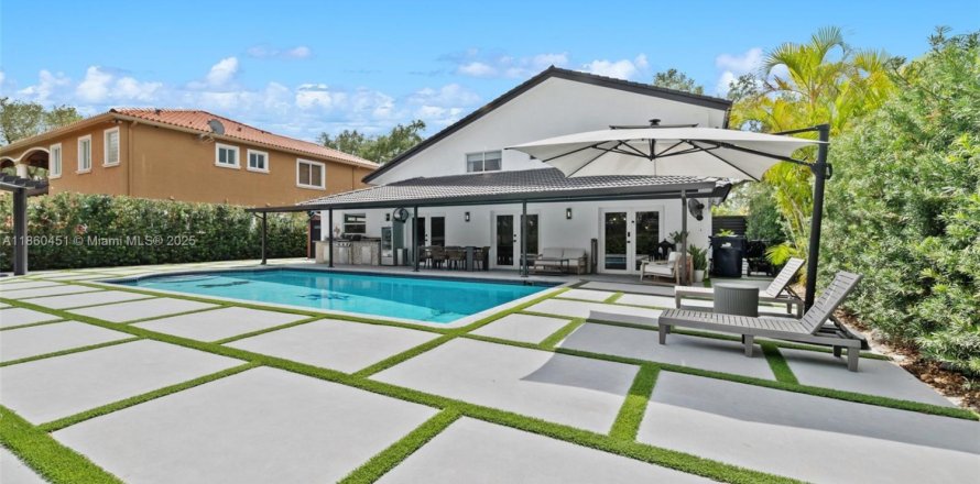 Villa ou maison à Miami Lakes, Floride 5 chambres, 306.39 m2 № 1887764