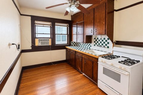 Appartement à louer à Saint Petersburg, Floride: 1 chambre, 55.74 m2 № 2421715 - photo 2