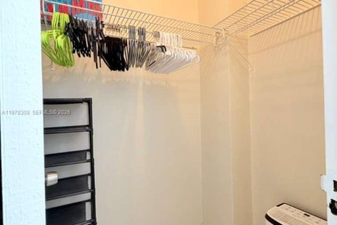 Condominio en alquiler en Miami Beach, Florida, 1 dormitorio, 52.03 m2 № 2042156 - foto 9