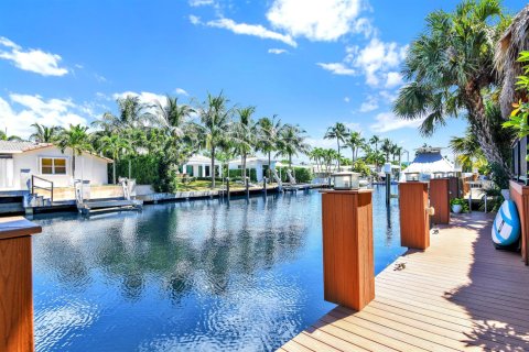 Villa ou maison à vendre à Boca Raton, Floride: 2 chambres, 122.07 m2 № 2397898 - photo 9