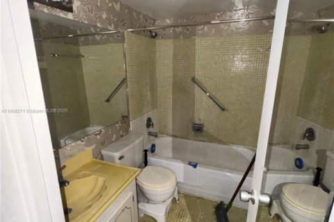 Condominio en alquiler en West Palm Beach, Florida, 1 dormitorio, 52.95 m2 № 1949456 - foto 12