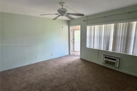 Condominio en alquiler en West Palm Beach, Florida, 1 dormitorio, 52.95 m2 № 1949456 - foto 5