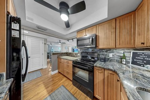 Купить кондоминиум в Сент-Питерсберг, Флорида 8 комнат, 109.16м2, № 2124661 - фото 22