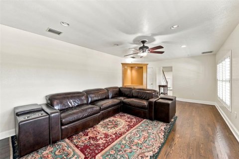 Villa ou maison à vendre à Brandon, Floride: 5 chambres, 413.79 m2 № 2395612 - photo 17