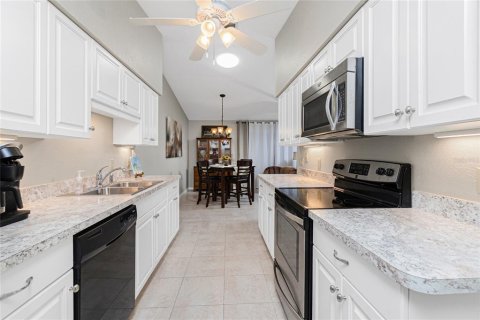 House in Punta Gorda, Florida 2 bedrooms, 119.75 sq.m. № 1831227 - photo 17