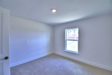 House in Auburndale, Florida 4 bedrooms, 233 sq.m. № 2289793 - photo 23