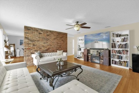 Villa ou maison à vendre à Orlando, Floride: 4 chambres, 152.92 m2 № 1900101 - photo 4