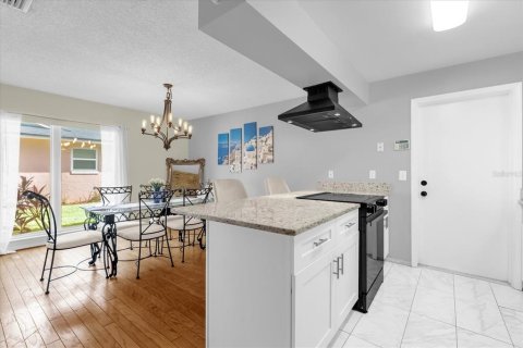 Villa ou maison à vendre à Orlando, Floride: 4 chambres, 152.92 m2 № 1900101 - photo 8