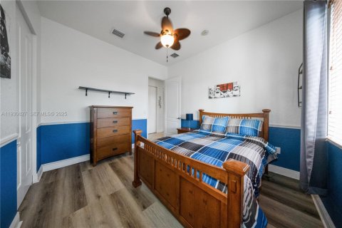 Купить виллу или дом в Хомстед, Флорида 4 спальни, 248.79м2, № 1989787 - фото 22