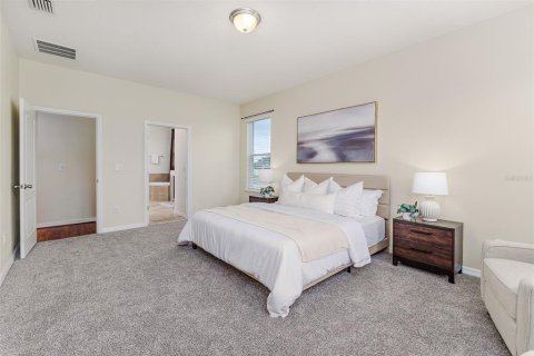 Casa en venta en Winter Haven, Florida, 4 dormitorios, 252.69 m2 № 1908084 - foto 26