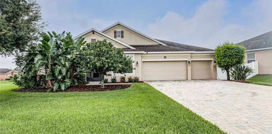 Casa en Winter Haven, Florida 4 dormitorios, 252.69 m2 № 1908084