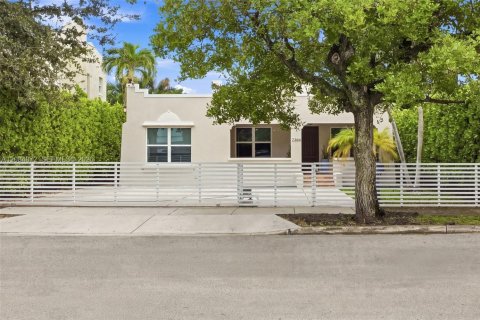 Villa ou maison à Miami, Floride 3 chambres, 143.07 m2 № 2356901