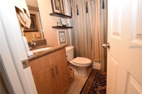 Condominio en alquiler en Tampa, Florida, 2 dormitorios, 106.28 m2 № 1870699 - foto 12