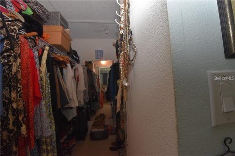Condominio en alquiler en Tampa, Florida, 2 dormitorios, 106.28 m2 № 1870699 - foto 9