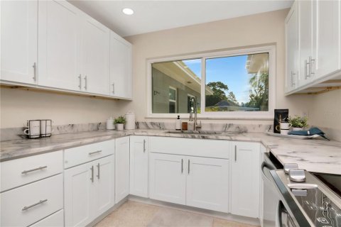 House in Ruskin, Florida 3 bedrooms, 146.79 sq.m. № 1827105 - photo 20