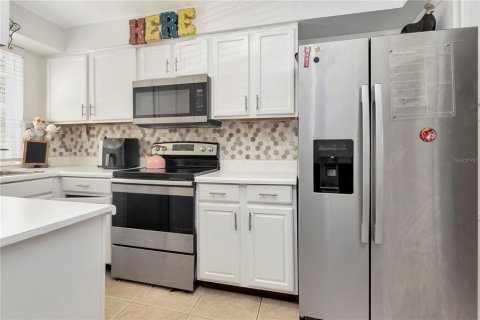 Townhouse in Tampa, Florida 3 bedrooms, 147.53 sq.m. № 1910174 - photo 7
