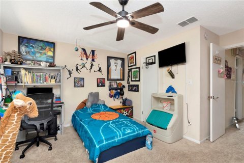 Townhouse in Tampa, Florida 3 bedrooms, 147.53 sq.m. № 1910174 - photo 22