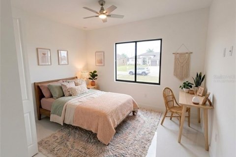 Villa ou maison à vendre à Cape Coral, Floride: 4 chambres, 176.89 m2 № 2402885 - photo 10