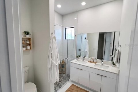 Villa ou maison à vendre à Cape Coral, Floride: 4 chambres, 176.89 m2 № 2402885 - photo 21