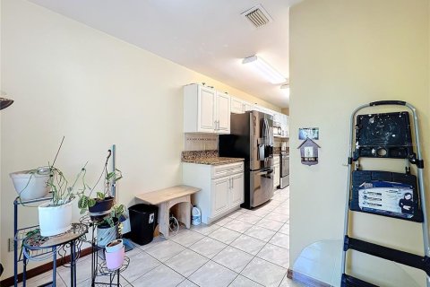 House in Orlando, Florida 3 bedrooms, 116.13 sq.m. № 1528771 - photo 26
