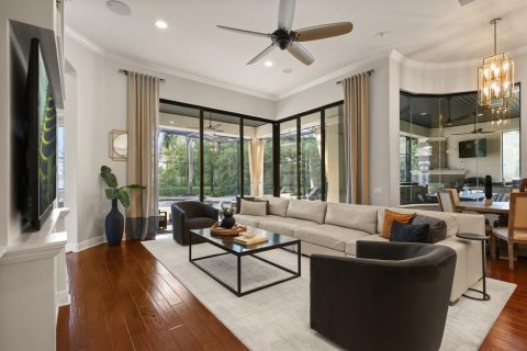 Casa en venta en Orlando, Florida, 5 dormitorios, 372.54 m2 № 2091627 - foto 22