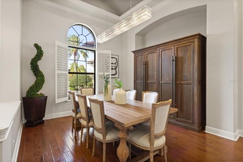 Casa en venta en Orlando, Florida, 5 dormitorios, 372.54 m2 № 2091627 - foto 10