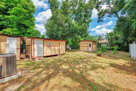 Casa en venta en Bradenton, Florida, 2 dormitorios, 62.43 m2 № 2224889 - foto 25