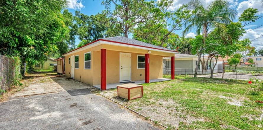 Casa en Bradenton, Florida 2 dormitorios, 62.43 m2 № 2224889