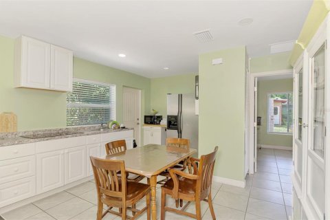 Casa en venta en Bradenton, Florida, 2 dormitorios, 62.43 m2 № 2224889 - foto 10