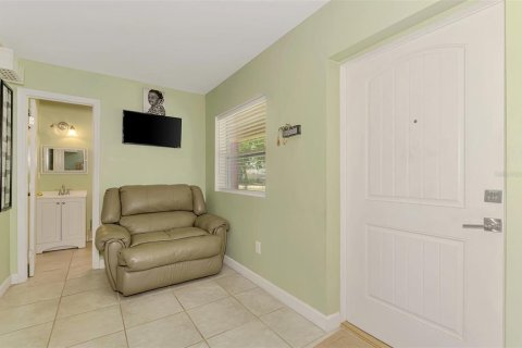 Casa en venta en Bradenton, Florida, 2 dormitorios, 62.43 m2 № 2224889 - foto 7
