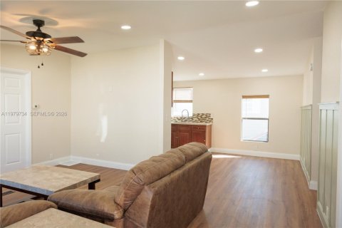 Casa en venta en Homestead, Florida, 3 dormitorios № 2044105 - foto 10