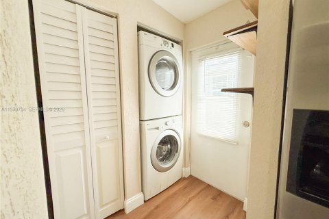 Casa en venta en Homestead, Florida, 3 dormitorios № 2044105 - foto 18