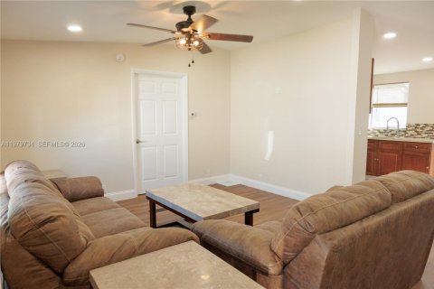 Casa en venta en Homestead, Florida, 3 dormitorios № 2044105 - foto 7