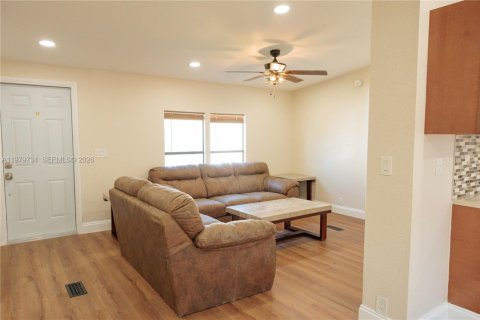 Casa en venta en Homestead, Florida, 3 dormitorios № 2044105 - foto 8