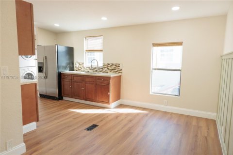 Casa en venta en Homestead, Florida, 3 dormitorios № 2044105 - foto 13