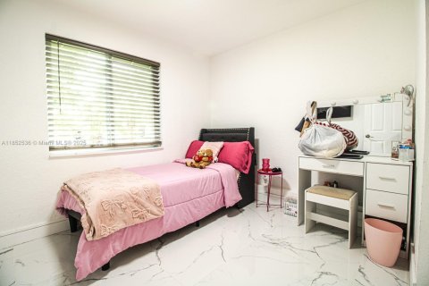 Villa ou maison à vendre à Davie, Floride: 4 chambres, 120.77 m2 № 2186233 - photo 8