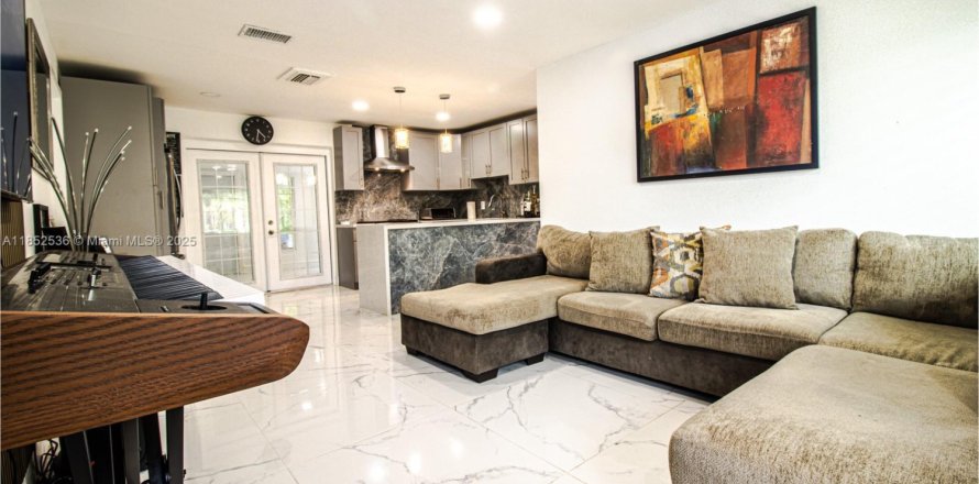 Villa ou maison à Davie, Floride 4 chambres, 120.77 m2 № 2186233