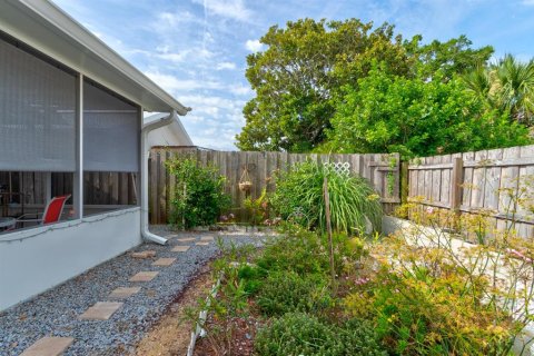 House in Port Orange, Florida 2 bedrooms, 77.67 sq.m. № 1806532 - photo 20