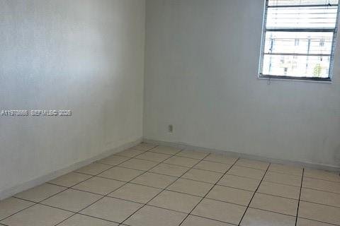 Condo in Miami, Florida, 1 bedroom  № 2044713 - photo 7
