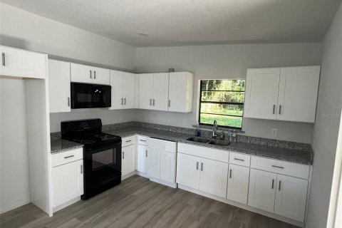 House in Orlando, Florida 3 bedrooms, 95.41 sq.m. № 1544701 - photo 7